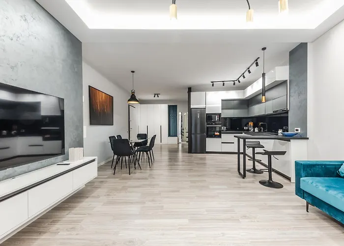 The Teal Spot By Pikhost *