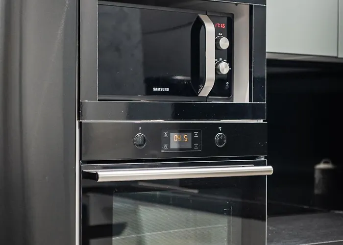 The Teal Spot By Pikhost Daire Tiran