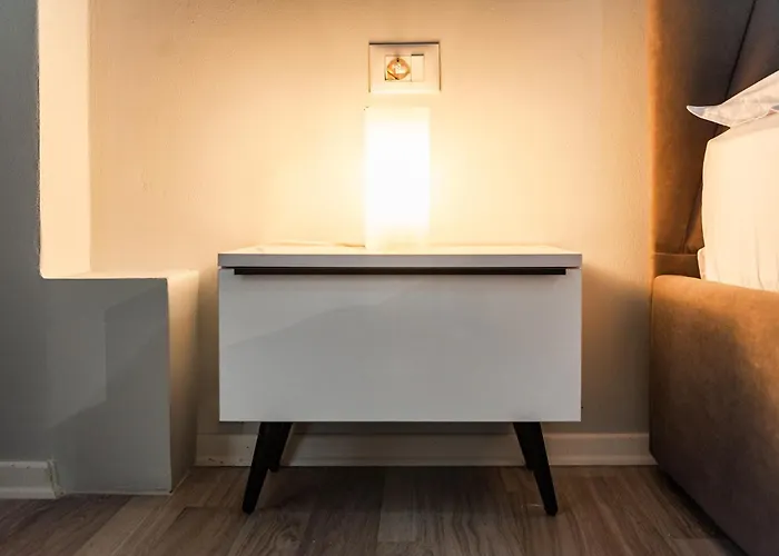 The Teal Spot By Pikhost *